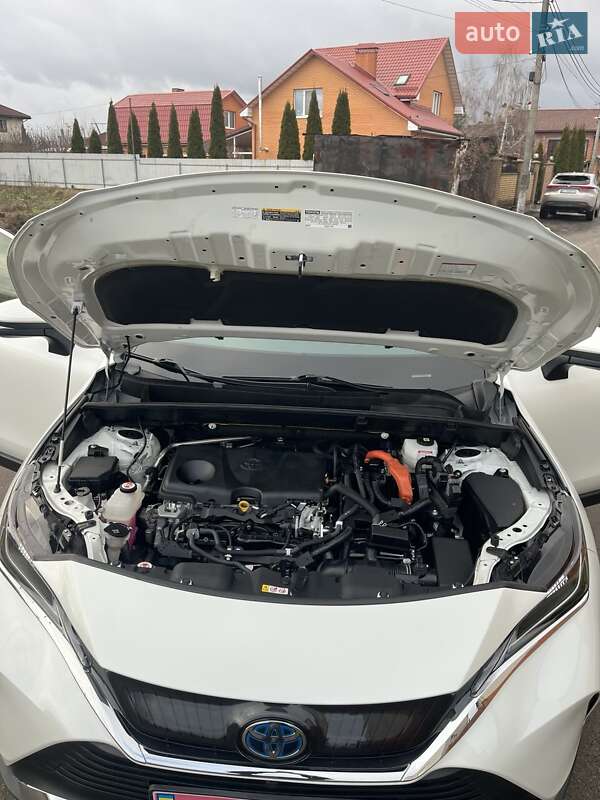 Позашляховик / Кросовер Toyota Venza 2021 в Києві
