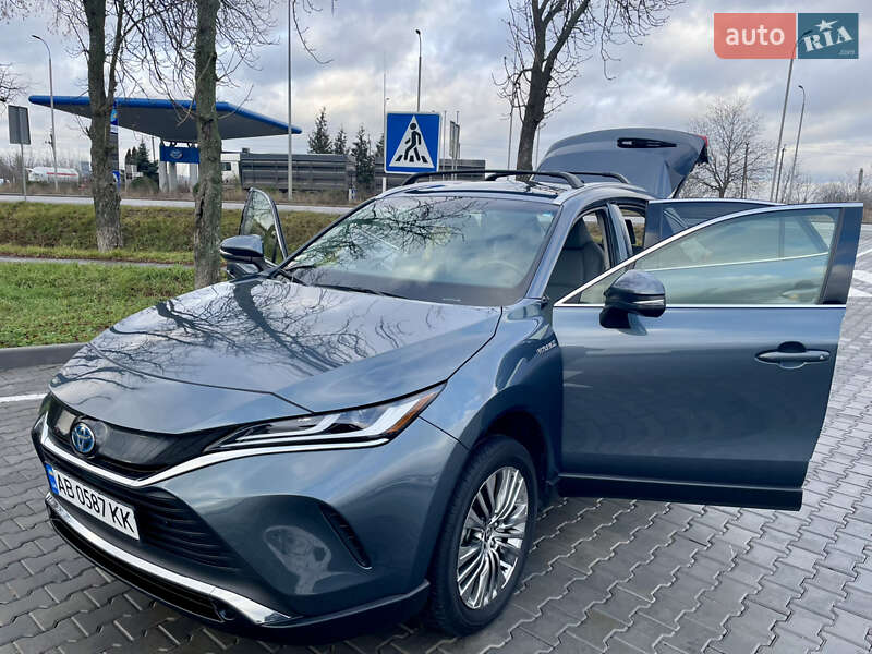 Позашляховик / Кросовер Toyota Venza 2021 в Тульчині