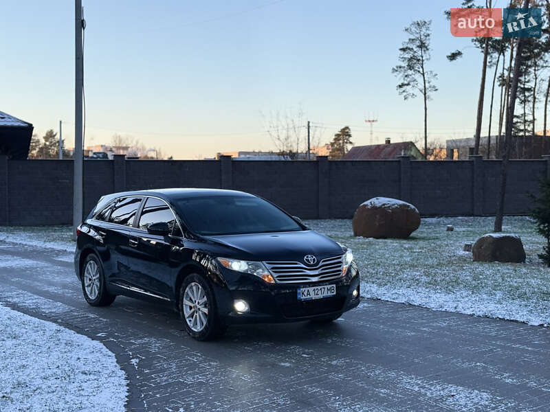 Позашляховик / Кросовер Toyota Venza 2011 в Житомирі