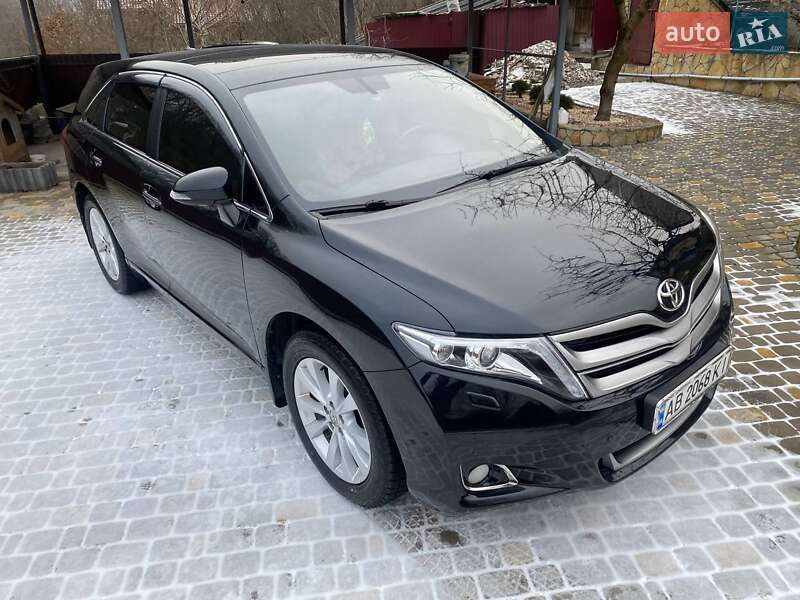 Позашляховик / Кросовер Toyota Venza 2013 в Вінниці