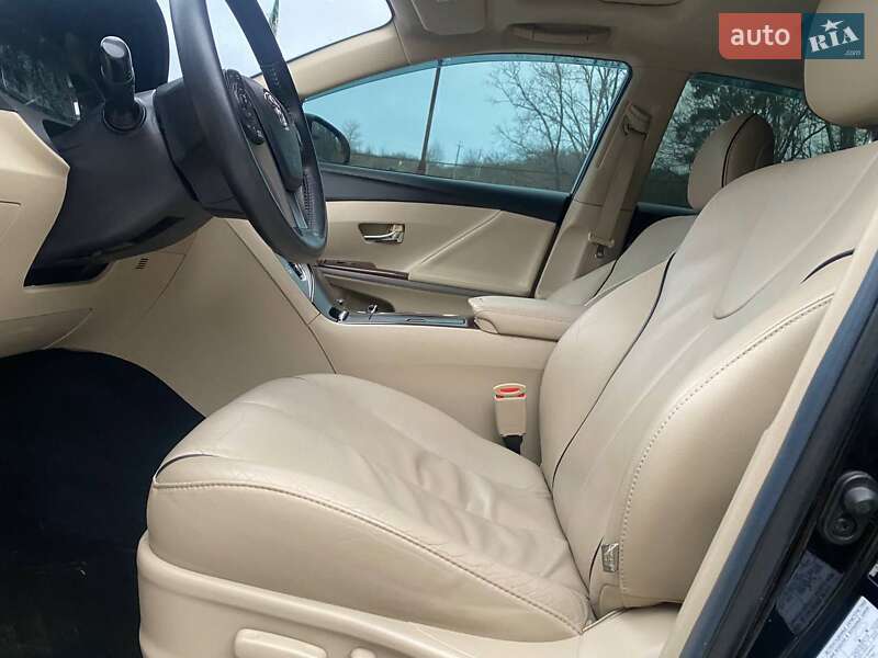 Позашляховик / Кросовер Toyota Venza 2013 в Вінниці