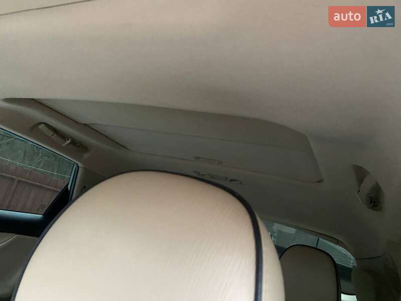 Позашляховик / Кросовер Toyota Venza 2013 в Вінниці