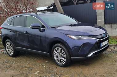 Внедорожник / Кроссовер Toyota Venza 2021 в Ровно