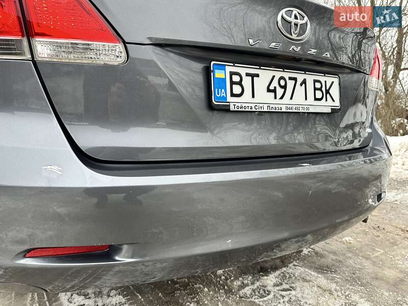 Внедорожник / Кроссовер Toyota Venza 2010 в Киеве