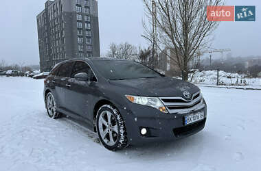 Внедорожник / Кроссовер Toyota Venza 2010 в Хмельницком