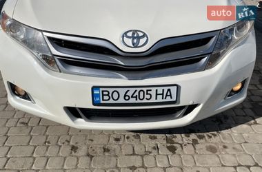Позашляховик / Кросовер Toyota Venza 2014 в Бережанах