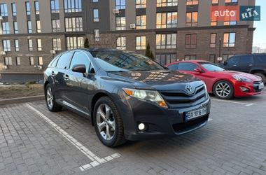 Позашляховик / Кросовер Toyota Venza 2010 в Хмельницькому