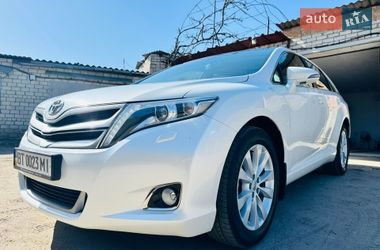 Позашляховик / Кросовер Toyota Venza 2013 в Миколаєві
