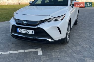 Внедорожник / Кроссовер Toyota Venza 2022 в Луцке