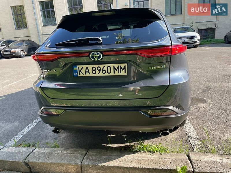Внедорожник / Кроссовер Toyota Venza 2021 в Киеве