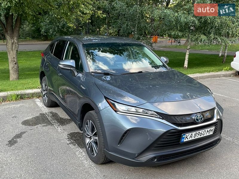 Внедорожник / Кроссовер Toyota Venza 2021 в Киеве