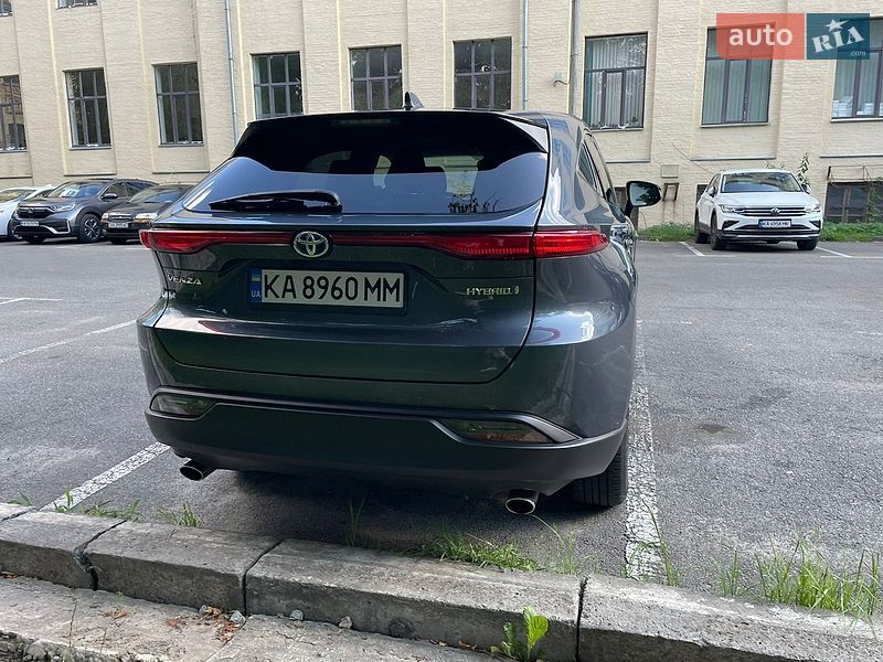 Внедорожник / Кроссовер Toyota Venza 2021 в Киеве