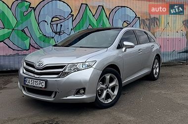 Позашляховик / Кросовер Toyota Venza 2013 в Києві
