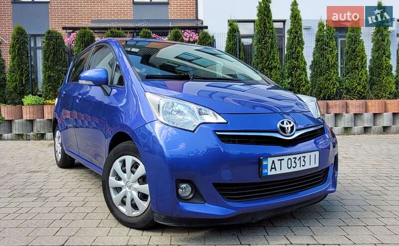 Мікровен Toyota Verso-S 2013 в Львові