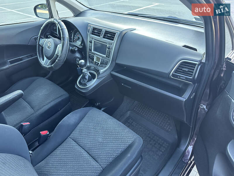Микровэн Toyota Verso-S 2011 в Броварах фото 21 Микровэн Toyota Verso-S 2011 в Броварах