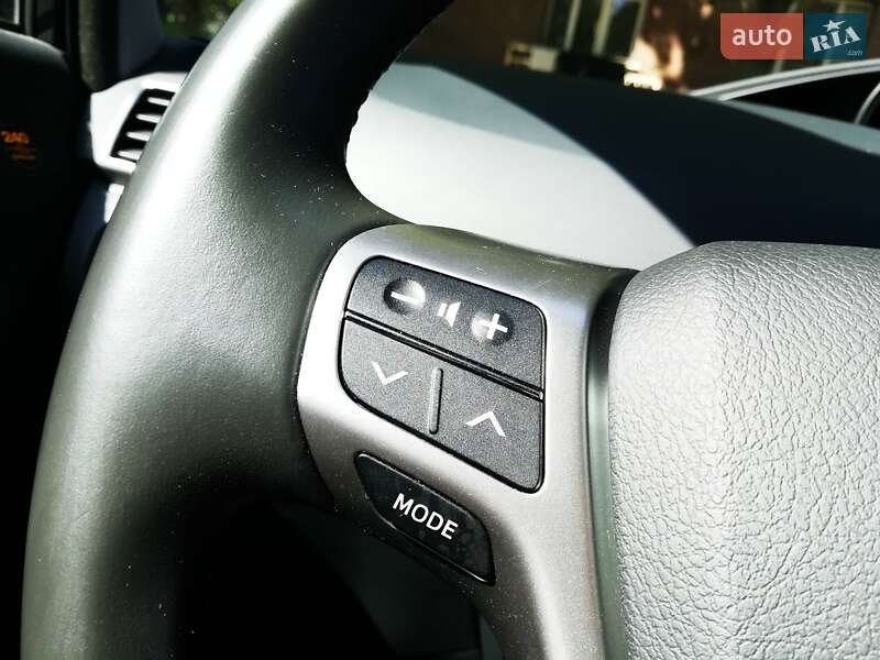 Мінівен Toyota Verso 2014 в Одесі