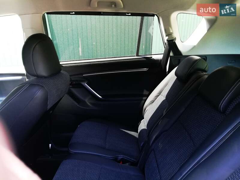 Мінівен Toyota Verso 2014 в Одесі