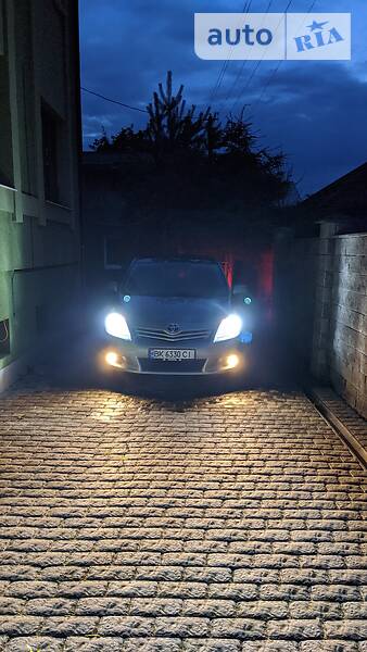Универсал Toyota Verso 2012 в Ровно фото 11 Универсал Toyota Verso 2012 в Ровно