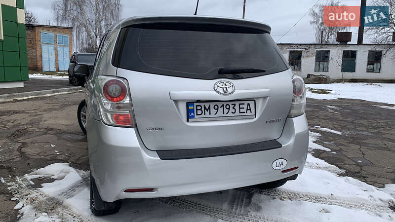 Мінівен Toyota Verso 2011 в Конотопі