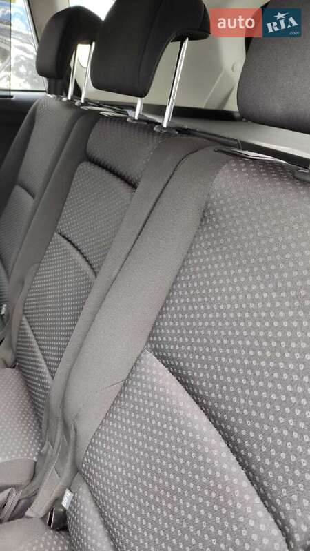 Минивэн Toyota Verso 2011 в Рени