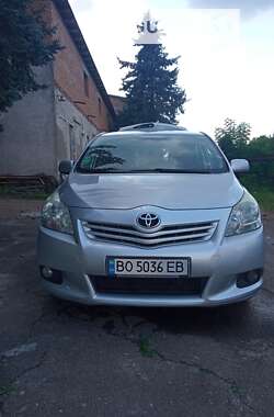 Toyota Verso 2011