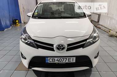 Toyota Verso 2015