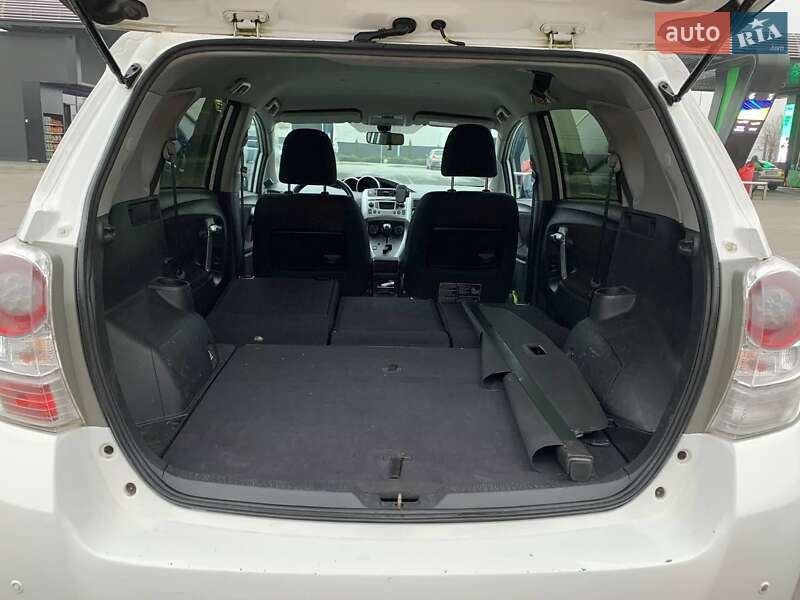 Мінівен Toyota Verso 2010 в Тернополі