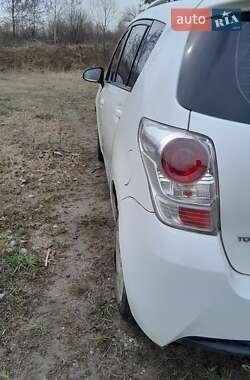 Минивэн Toyota Verso 2014 в Житомире