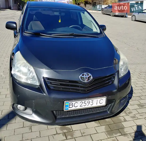 Toyota Verso 2010