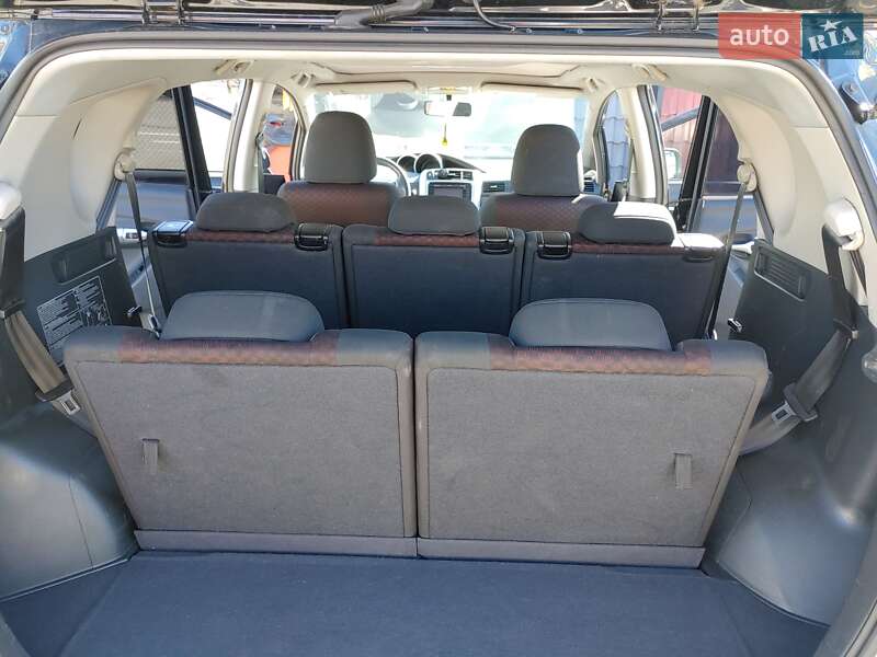 Мінівен Toyota Verso 2010 в Тернополі