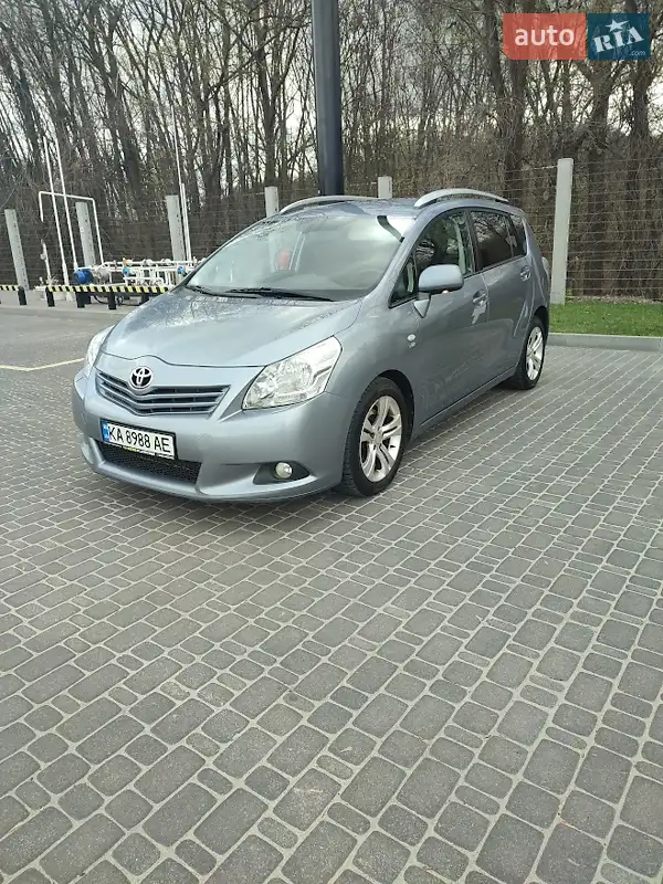 Toyota Verso 2010