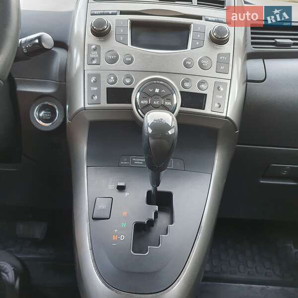 Минивэн Toyota Verso 2009 в Каменец-Подольском фото 90 Минивэн Toyota Verso 2009 в Каменец-Подольском