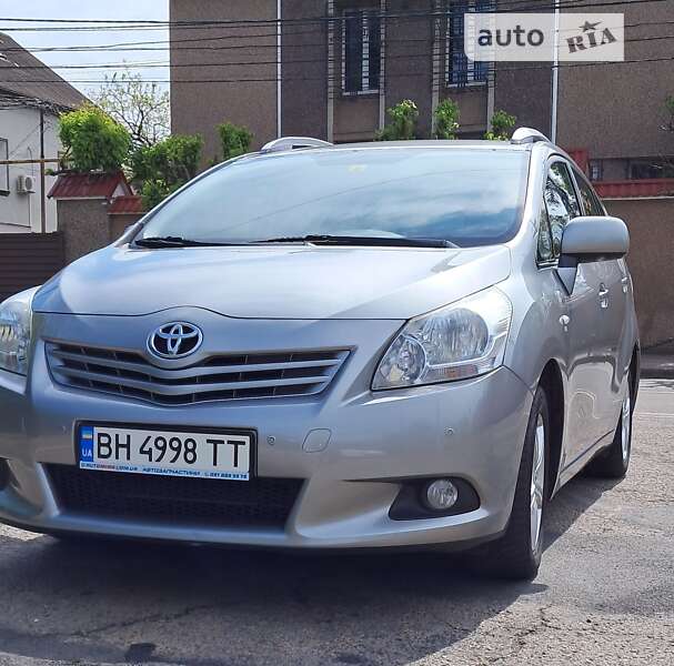 Минивэн Toyota Verso 2012 в Одессе