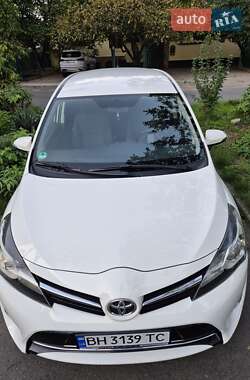 Минивэн Toyota Verso 2015 в 
