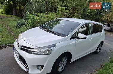 Toyota Verso 2015 Toyota Verso 2015