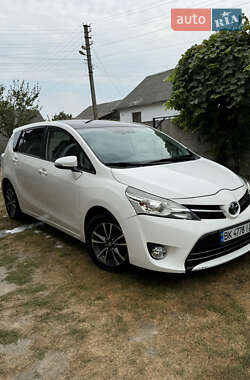 Toyota Verso 2013