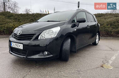 Минивэн Toyota Verso 2010 в Киеве