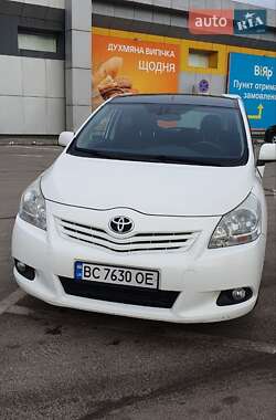 Минивэн Toyota Verso 2010 в Львове