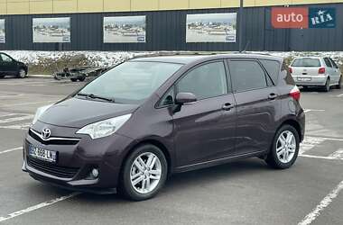 Toyota Verso 2011 Toyota Verso 2011