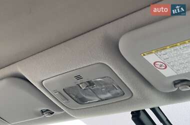 Минивэн Toyota Verso 2011 в 