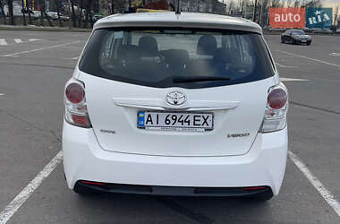 Минивэн Toyota Verso 2015 в 