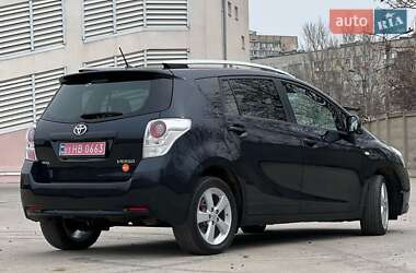 Мінівен Toyota Verso 2012 в Одесі