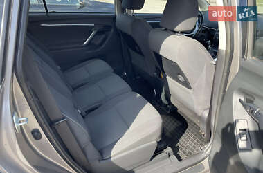 Минивэн Toyota Verso 2014 в 