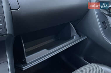 Минивэн Toyota Verso 2017 в 