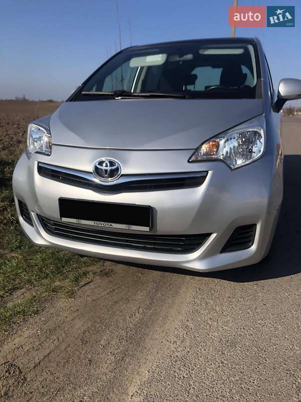 Минивэн Toyota Verso 2011 в Луцке