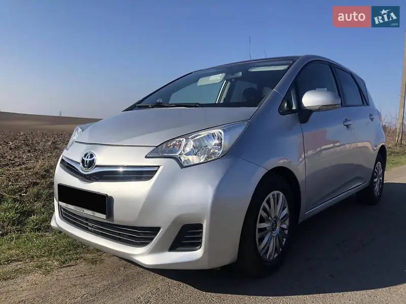 Toyota Verso 2011