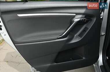 Мінівен Toyota Verso 2015 в 