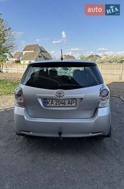 Минивэн Toyota Verso 2012 в 