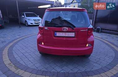 Минивэн Toyota Verso 2012 в 