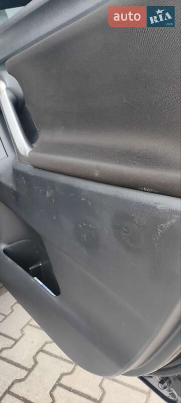 Минивэн Toyota Verso 2012 в Деражне